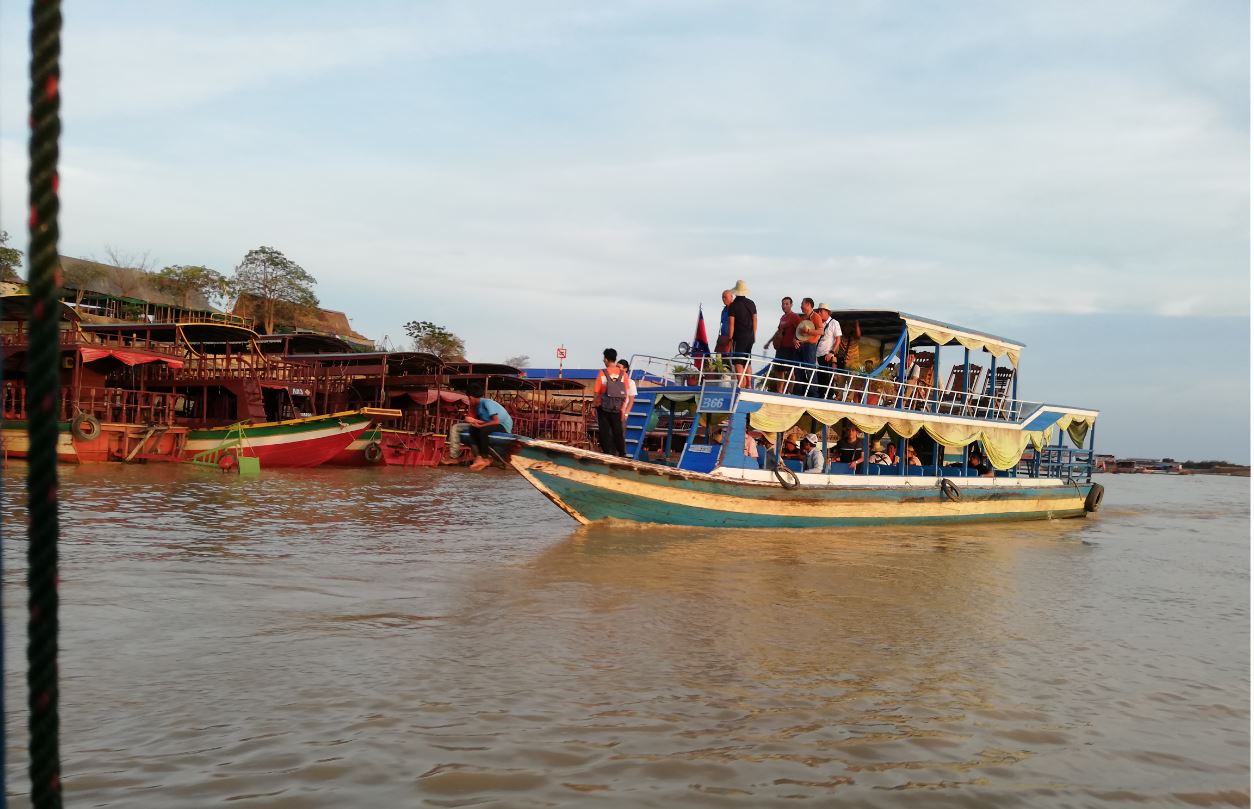 All about the floating villages of Tonle Sap, Cambodia - The Stupid Bear